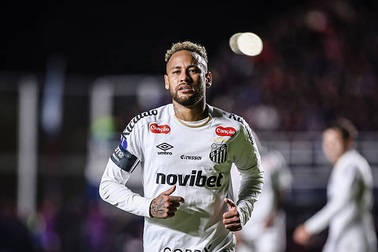 Neymar bị điều tra vì hành hung đồng đội