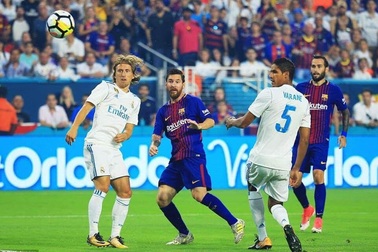 Sôi động đại chiến Real-Barca và giải Ngoại hạng Anh dịp cuối năm