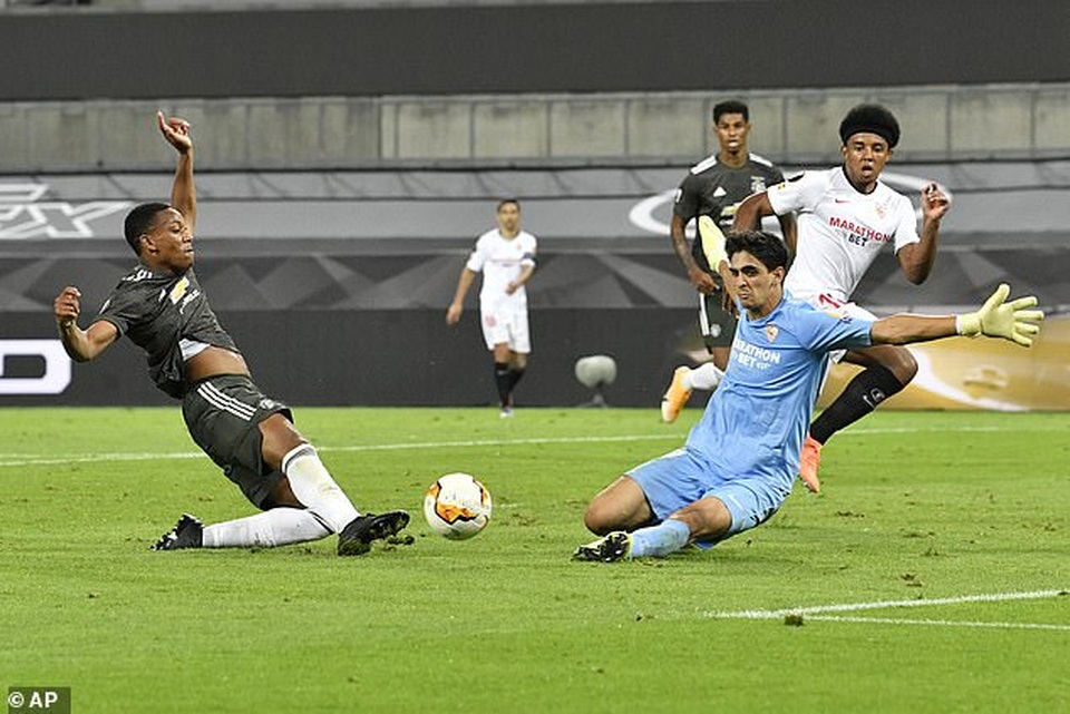 Paul Scholes: Nếu có Jadon Sancho, Man Utd đã thắng Sevilla - 2 Paul Scholes: Nếu có Jadon Sancho, Man Utd đã thắng Sevilla - 2