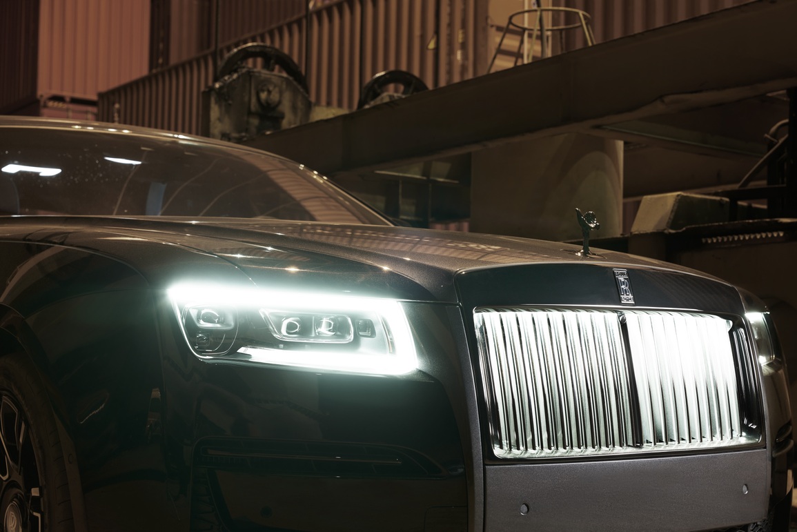 Khám phá Rolls-Royce Black Badge Ghost đầu tiên về Việt Nam - 7 Khám phá Rolls-Royce Black Badge Ghost đầu tiên về Việt Nam - 7