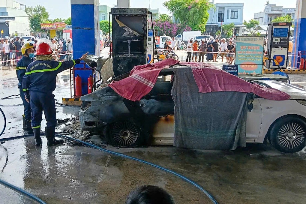 Vụ cháy ô tô 2 người tử vong: Kỹ năng xử lý tình huống, thoát hiểm - 1