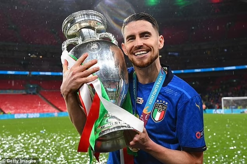 Jorginho bất ngờ rời Chelsea để khoác áo Arsenal - 3 Jorginho bất ngờ rời Chelsea để khoác áo Arsenal - 3