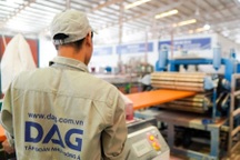 Kinh doanh bết bát, các sếp Nhựa Đông Á tự nguyện "làm không công"