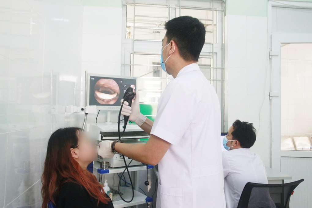 Đau khi nuốt nước bọt, ho ra máu: Dấu hiệu cảnh báo ung thư - 1 Đau khi nuốt nước bọt, ho ra máu: Dấu hiệu cảnh báo ung thư - 1