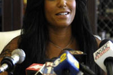 Mel B: “Tôi muốn con gái tôi có cả cha lẫn mẹ”