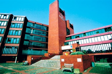 Hội thảo chương trình thực tập hưởng lương tại trường Ealing, Hammersmith & West London College, UK