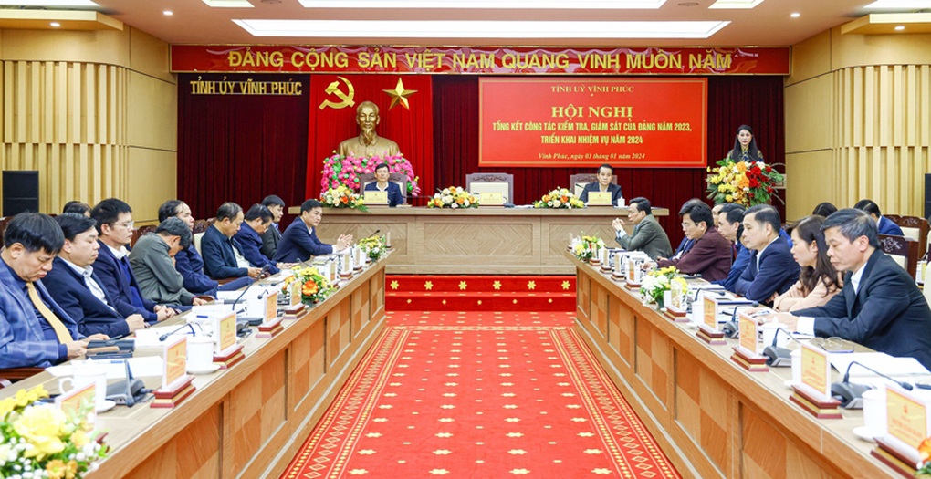 Vĩnh Phúc đã thi hành kỷ luật 4 tổ chức Đảng và 192 đảng viên - 1 Vĩnh Phúc đã thi hành kỷ luật 4 tổ chức Đảng và 192 đảng viên - 1