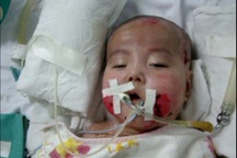 Video: Rơi lệ nhìn Nhân Ái trên giường bệnh