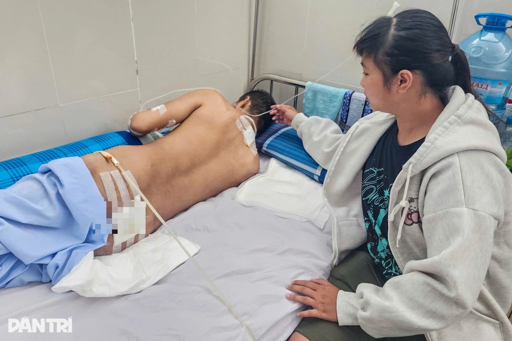 Người vợ có chồng bị liệt do dập tuỷ sống cổ được giúp hơn 121 triệu đồng - 2 Người vợ có chồng bị liệt do dập tuỷ sống cổ được giúp hơn 121 triệu đồng - 2