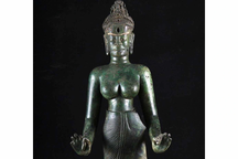 Chuyển giao 2 chi tiết của bảo vật quốc gia Tượng Bồ tát Tara về Đà Nẵng