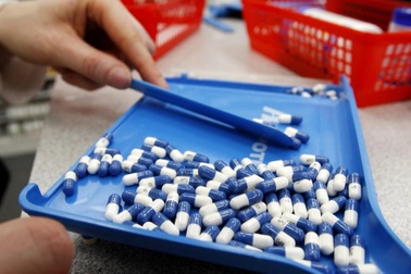 Cần lưu ý gì khi mua thuốc tại các quầy thuốc tư nhân?