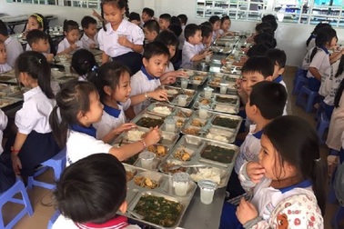 Suất ăn học đường năm nào cũng xảy ra ngộ độc tập thể