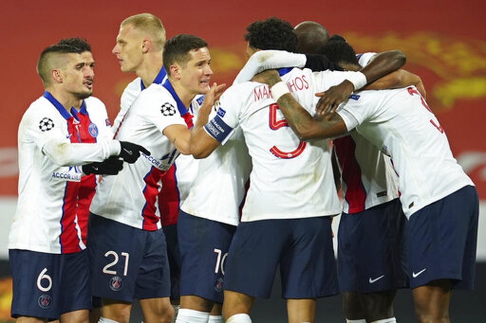 Man Utd thất bại đắng ngắt trên sân nhà trước PSG - 17 Man Utd thất bại đắng ngắt trên sân nhà trước PSG - 17