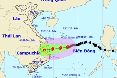 Bão số 10 giữ nguyên cường độ, di chuyển chậm