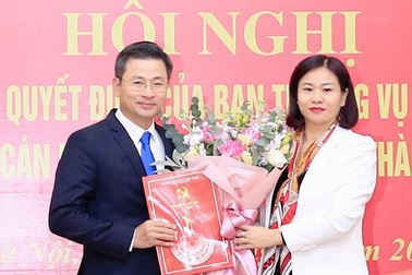 Giới thiệu bầu Bí thư huyện Ứng Hòa làm Chủ tịch Liên đoàn Lao động Hà Nội