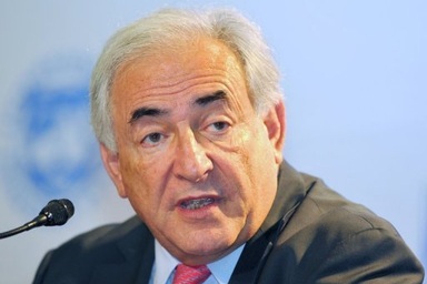 Tổng giám đốc IMF chính thức bị buộc tội tấn công tình dục