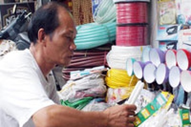 Cẩn thận với thủy ngân trong đèn compact