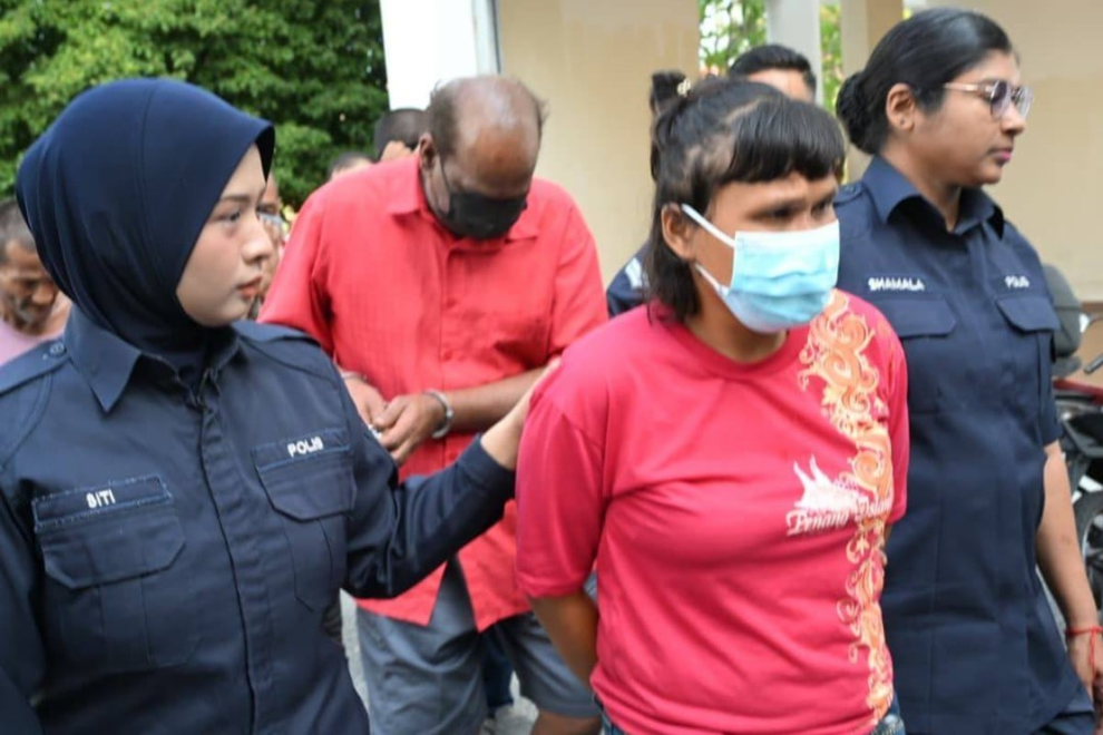 Malaysia: Cặp nam nữ bị phạt tù vì mây mưa trong nghĩa trang - 1 Malaysia: Cặp nam nữ bị phạt tù vì mây mưa trong nghĩa trang - 1