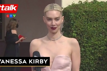 Vanessa Kirby xinh đẹp dự Oscar