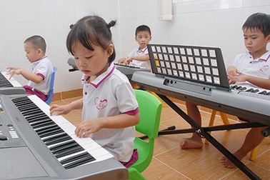 Trẻ mầm non học năng khiếu: Có mà như không