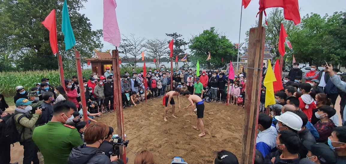 Làng Sình Huế vật lệ đầu năm mới do dịch Covid-19 - 2 Làng Sình Huế vật lệ đầu năm mới do dịch Covid-19 - 2