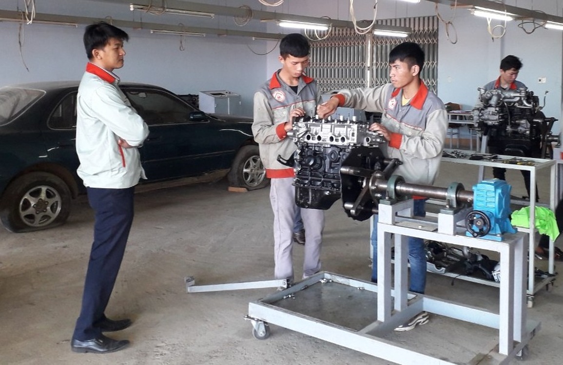 Trường nghề biến nguy cơ Covid-19 thành cơ hội chuyển đổi số - 1 Trường nghề biến nguy cơ Covid-19 thành cơ hội chuyển đổi số - 1