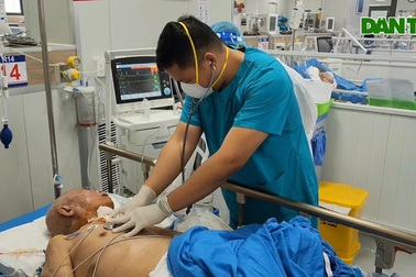 Điều dưỡng người Philippines: Tôi tự hào vì cứu được nhiều người Việt