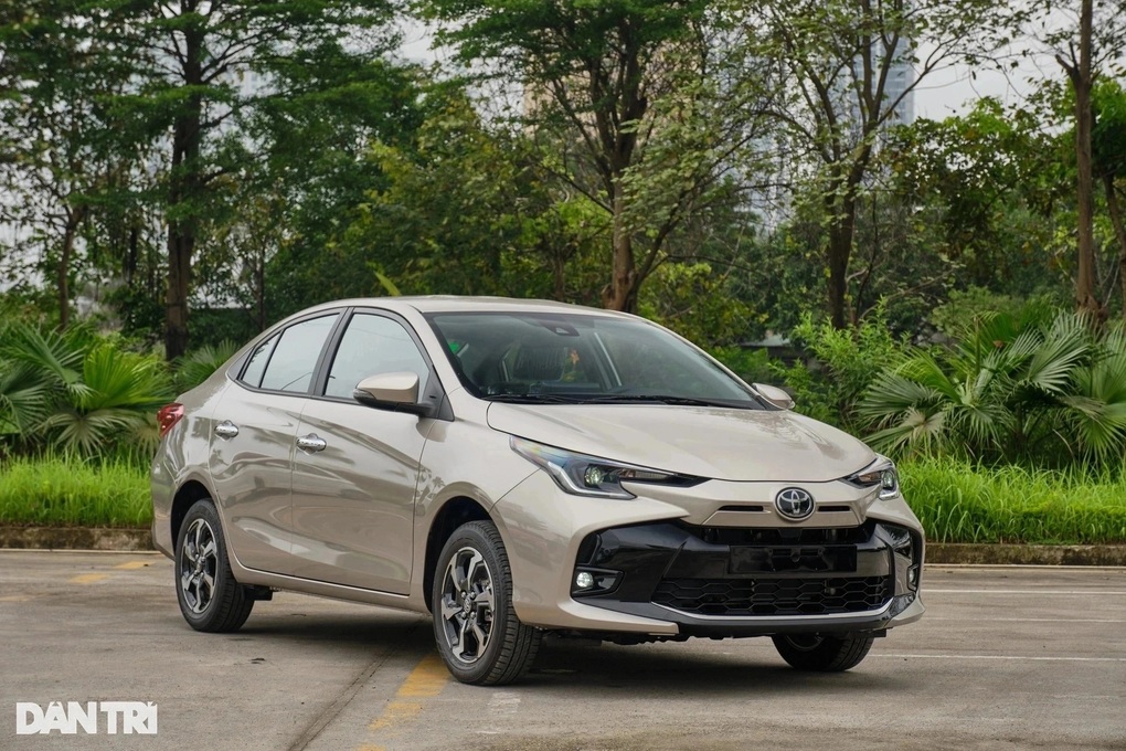 Phân khúc sedan hạng B tháng 11: Toyota Vios khó lật ngược ván cờ - 2 Phân khúc sedan hạng B tháng 11: Toyota Vios khó lật ngược ván cờ - 2