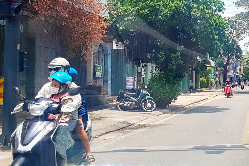 Nắng nóng lịch sử, Thừa Thiên Huế có ngày liên tiếp 7 vụ cháy rừng - 2 Nắng nóng lịch sử, Thừa Thiên Huế có ngày liên tiếp 7 vụ cháy rừng - 2