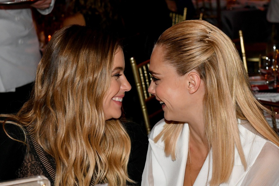 Siêu mẫu lưỡng tính Cara Delevingne nhận hoa hồng từ con trai Will Smith - 6 Siêu mẫu lưỡng tính Cara Delevingne nhận hoa hồng từ con trai Will Smith - 6