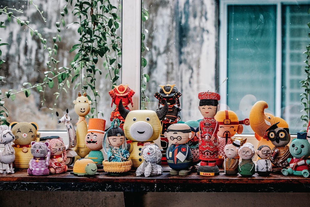 Người phụ nữ có biệt tài biến giấy thành tác phẩm tiền triệu - 2 Người phụ nữ có biệt tài biến giấy thành tác phẩm tiền triệu - 2