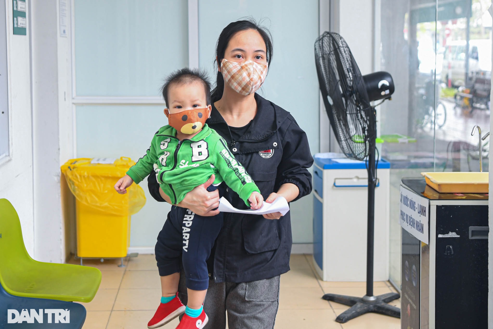 Người từng là F0 ở Hà Nội đổ xô đi khám và điều trị do lo ngại hậu Covid-19 - 6 Người từng là F0 ở Hà Nội đổ xô đi khám và điều trị do lo ngại hậu Covid-19 - 6