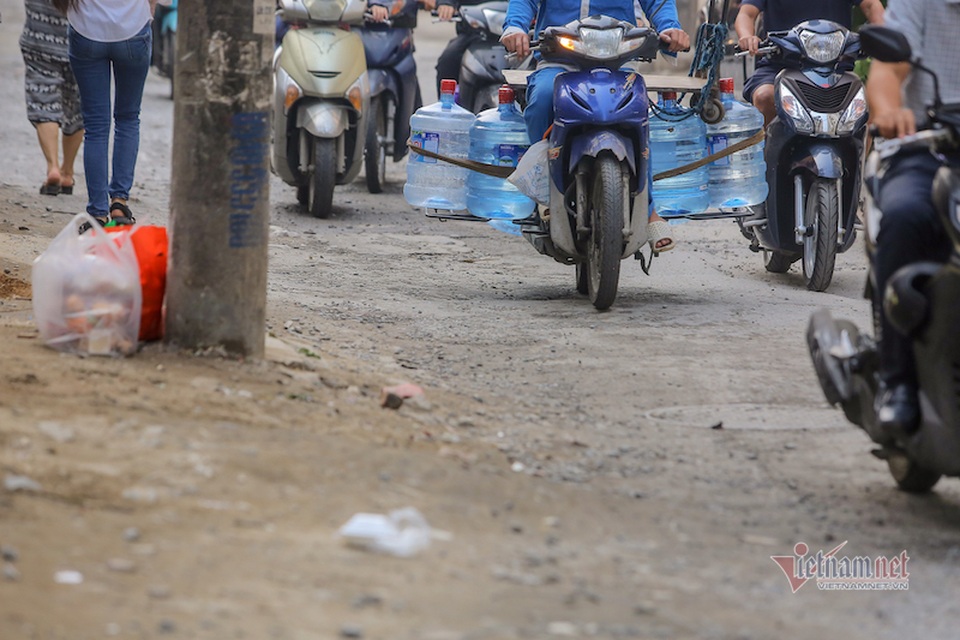 Mua nhà đón mở đường tăng giá: Quảng cáo thăng hoa, ăn cú hớ đường siêu rùa - 7 Mua nhà đón mở đường tăng giá: Quảng cáo thăng hoa, ăn cú hớ đường siêu rùa - 7