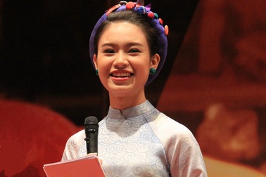 Người đẹp 9X Phùng Bảo Ngọc Vân: “Cô gái làm khoa học là cô gái quyến rũ"