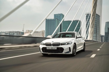 Sở hữu BMW 3 Series với lãi suất 0% trong 12 tháng