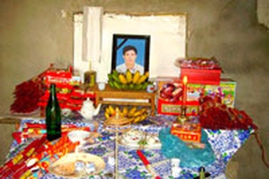 Một nông dân tự vẫn vì không đủ tiền nuôi con ăn học