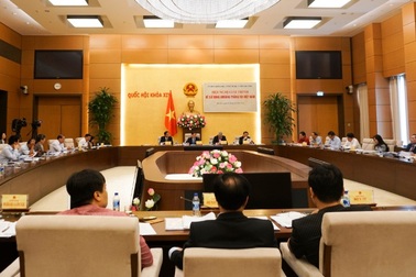 Những dự án sản xuất tấm lợp không amiăng đều đang… đắp chiếu