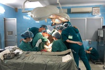 Ung thư cổ tử cung ở phụ nữ mang thai, phát hiện và điều trị thế nào?