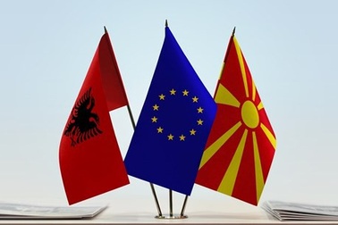EU sẵn sàng đàm phán kết nạp Albania và Macedonia làm thành viên