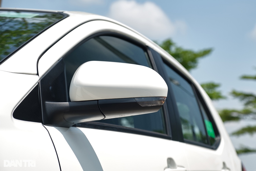 Toyota Wigo 2023 về đại lý, giá rẻ và nhiều trang bị hơn liệu có thoát ế? - 5 Toyota Wigo 2023 về đại lý, giá rẻ và nhiều trang bị hơn liệu có thoát ế? - 5
