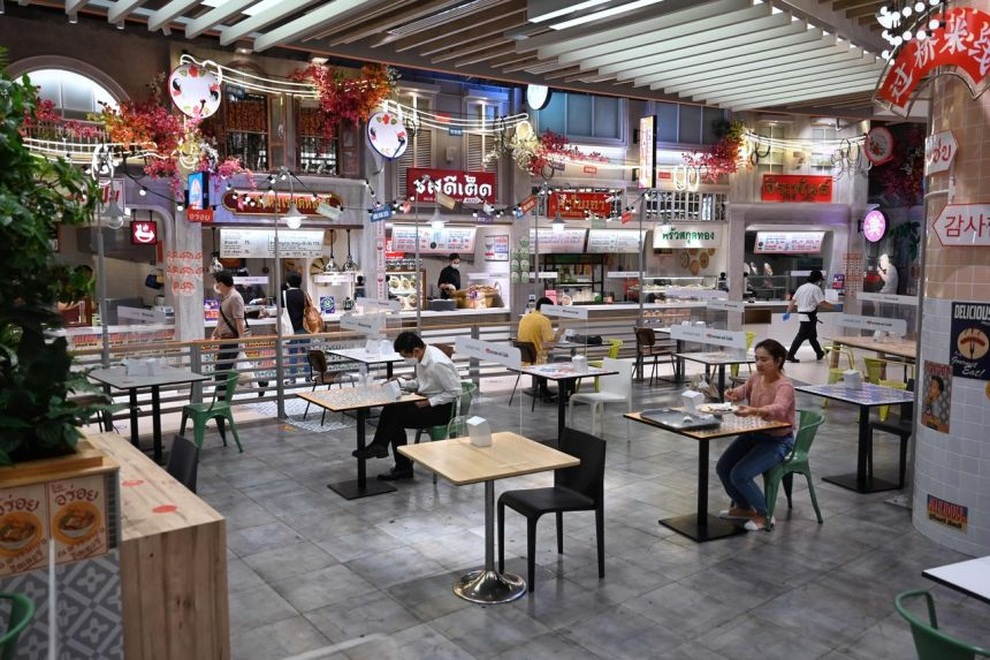 Cảnh báo nguy cơ khi các nước Đông Nam Á nới lỏng hạn chế đối phó Covid-19 - 1 Cảnh báo nguy cơ khi các nước Đông Nam Á nới lỏng hạn chế đối phó Covid-19 - 1