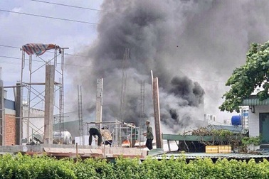 Cháy nhà trọ ở TPHCM, nhiều tài sản bị thiêu rụi