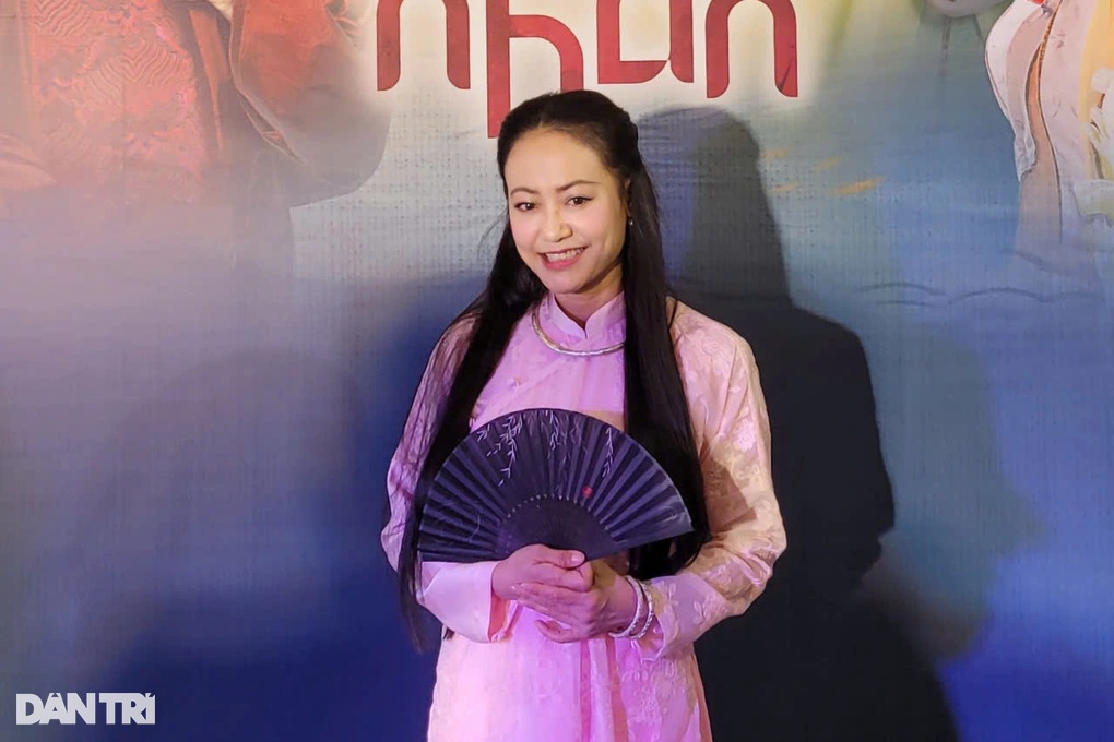 Hồng Ánh từ chối 3 phim điện ảnh để đóng Thúy Kiều vở Dưới bóng giai nhân - 1 Hồng Ánh từ chối 3 phim điện ảnh để đóng Thúy Kiều vở Dưới bóng giai nhân - 1