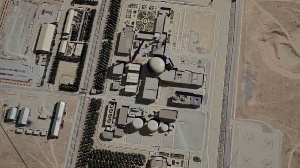 40 máy bay chiến đấu, 100 quả bom: Israel đã tấn công Iran thế nào? - 1