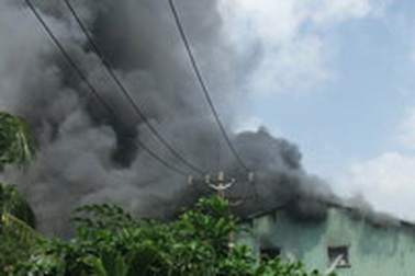 Cháy lớn tại khu chế xuất Tân Thuận 