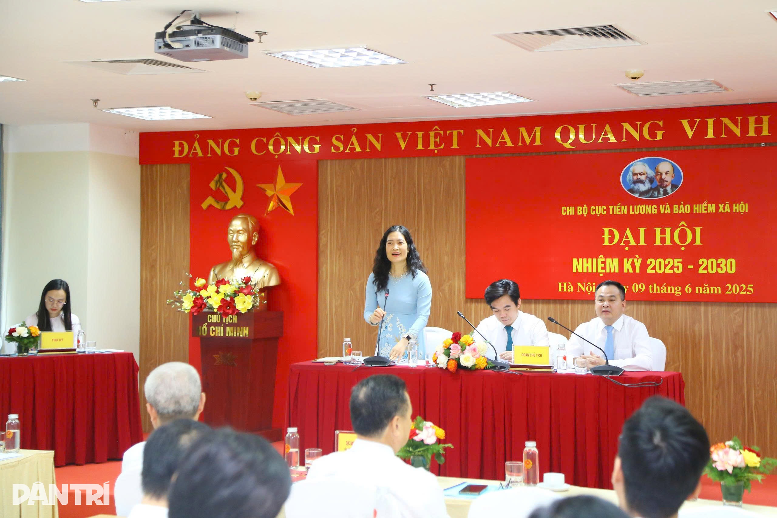 Mỗi cán bộ tiền lương, bảo hiểm xã hội cần nắm vững kỹ năng số - 2 Mỗi cán bộ tiền lương, bảo hiểm xã hội cần nắm vững kỹ năng số - 2