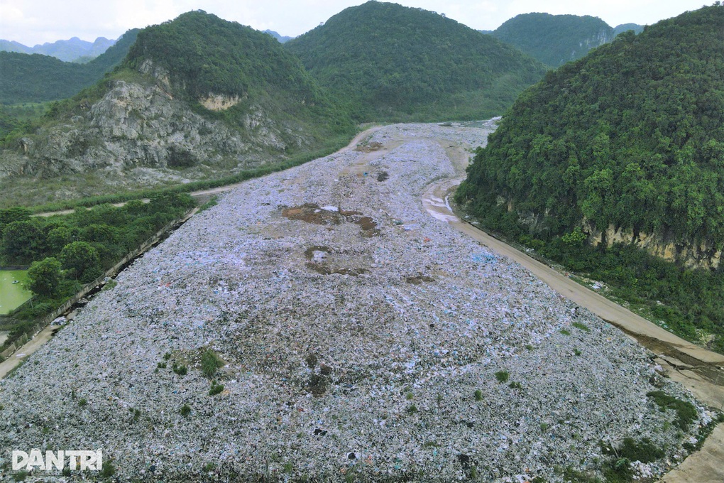 Ninh Bình điểm danh hai cơ sở gây ô nhiễm môi trường nghiêm trọng - 3 Ninh Bình điểm danh hai cơ sở gây ô nhiễm môi trường nghiêm trọng - 3