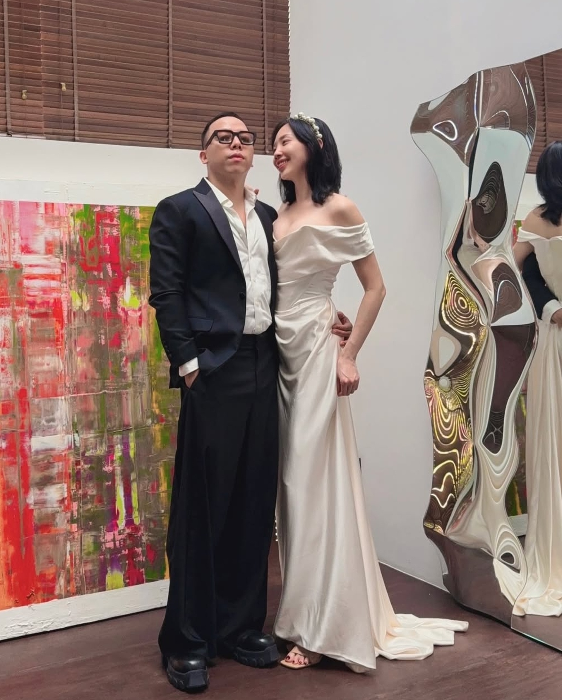 Tóc Tiên tuổi 36: Sắc vóc gợi cảm, hôn nhân với Touliver gây chú ý - 3 Tóc Tiên tuổi 36: Sắc vóc gợi cảm, hôn nhân với Touliver gây chú ý - 3