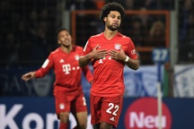 Gnabry tỏa sáng đúng lúc, Bayern Munich hạ Bochum ở cúp Quốc gia Đức