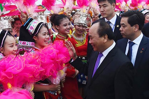 Thủ tướng Nguyễn Xuân Phúc đến Quảng Tây, Trung Quốc